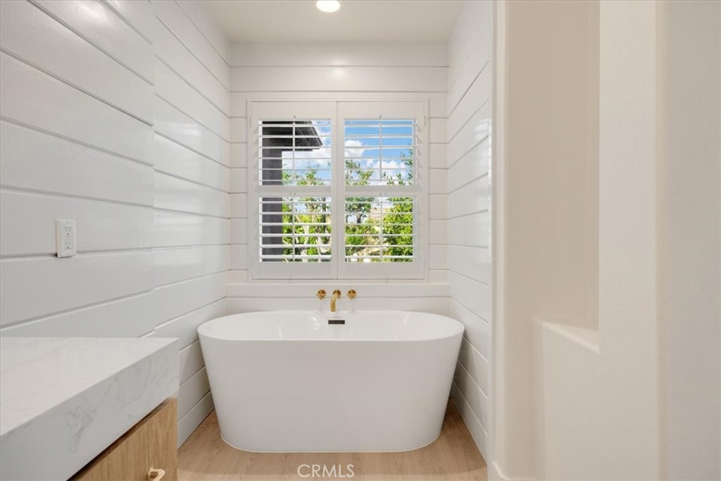 2 Moonstone Irvine, CA 92602 - Photo 18 of 31