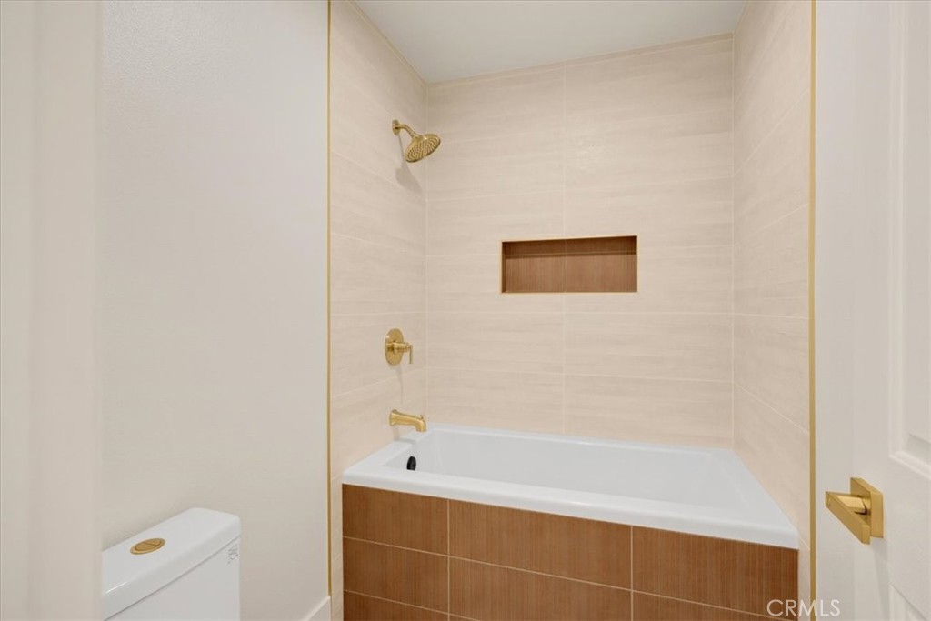 2 Moonstone Irvine, CA 92602 - Photo 25 of 31