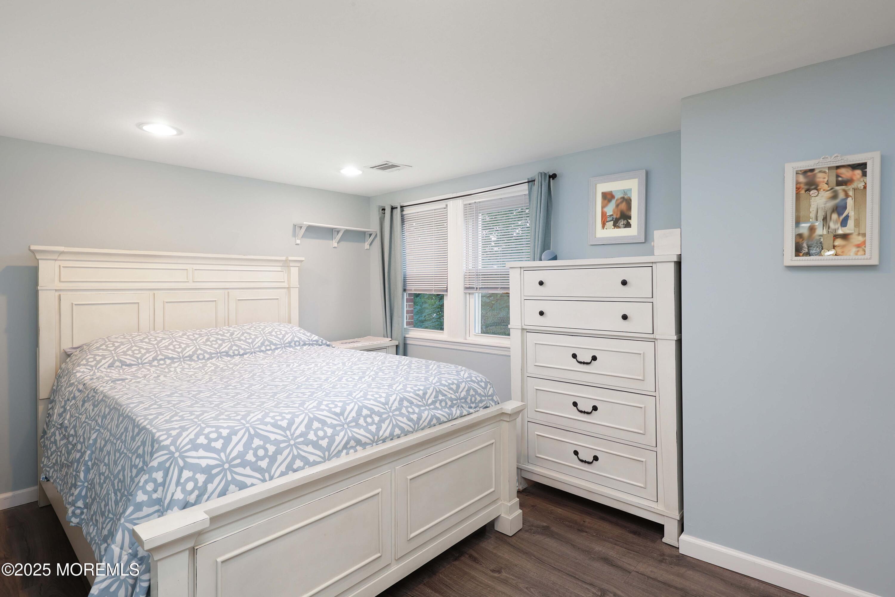 29 Lake Boulevard Matawan, NJ 07747 - Photo 18 of 39 a bedroom with a bed and a closet