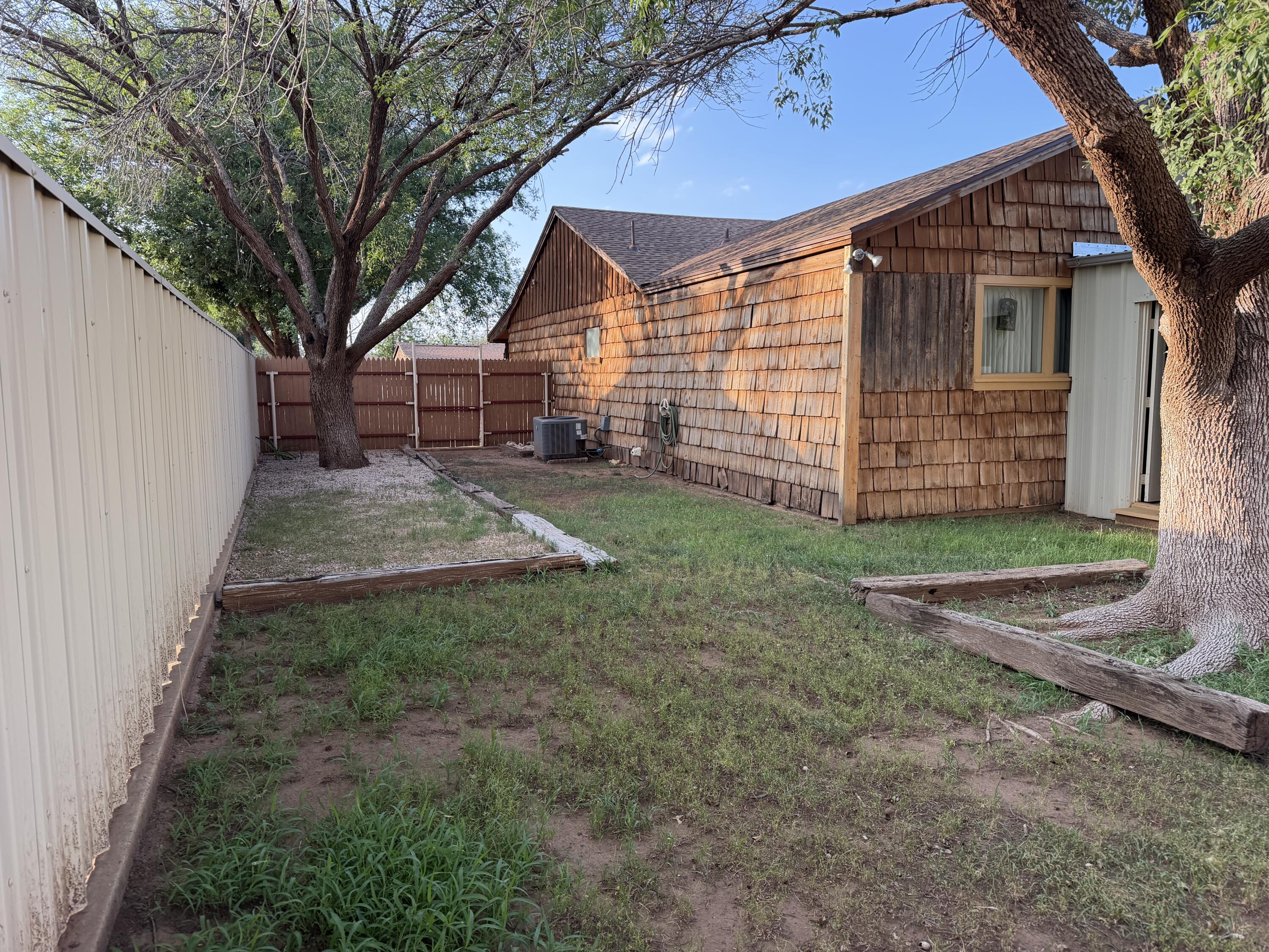 107 North 17th Street Lamesa, TX 79331 - Photo 44 of 47 IMG_5981