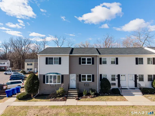$165,000 | 56 Elm Street, Unit 40, Enfield, CT 06082