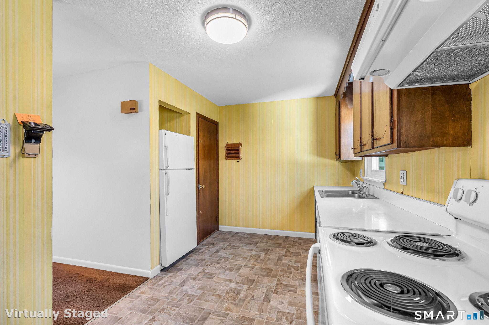 56 Elm Street, Unit 40 Enfield, CT 06082 - Photo 38 of 114