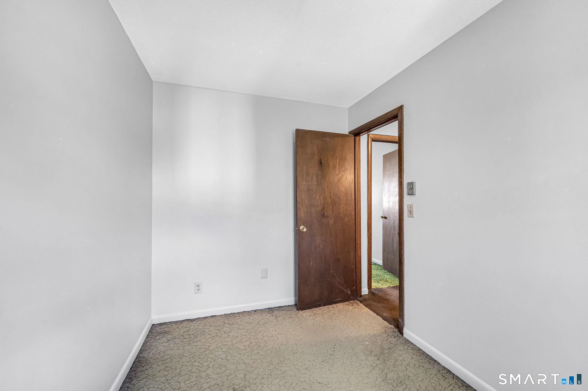 56 Elm Street, Unit 40 Enfield, CT 06082 - Photo 75 of 114