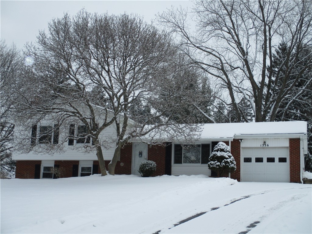 1336 Pinnacle Road Henrietta, NY 14467 - Photo 1 of 1