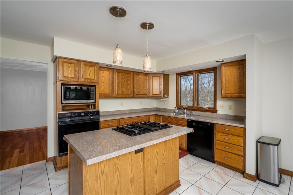10122 Deer View Point Road Wexford, PA 15090 - Photo 17 of 23 Gallery Image 17