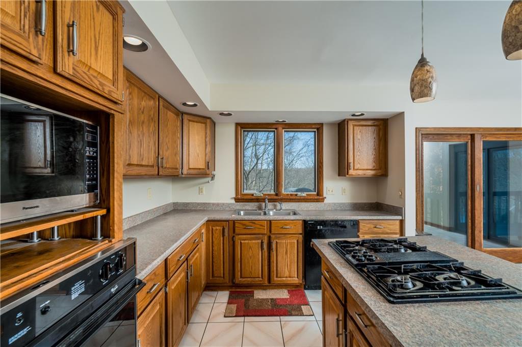 10122 Deer View Point Road Wexford, PA 15090 - Photo 5 of 23 Gallery Image 5