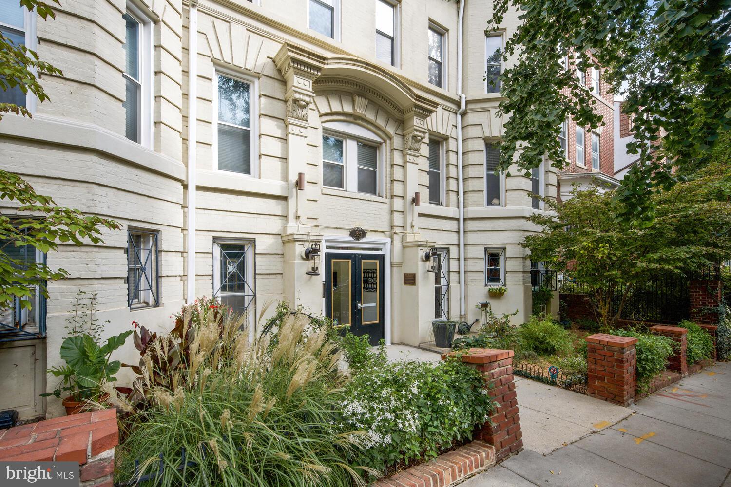 1831 Belmont Road Northwest, Unit 201 Washington, DC 20009 - Photo 1 of 11 front view of a building