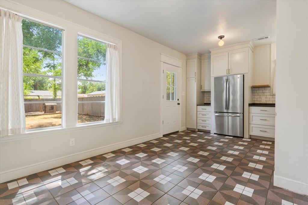 2122 Colcord Avenue Waco, TX 76707 - Photo 18 of 39 Gallery Image 18