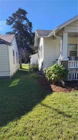 $207,000 | 818 West 6th Street, Ottawa, KS 66067