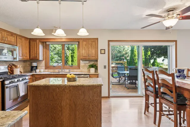 $569,900 | 8769 Jewel Avenue South, Cottage Grove, MN 55016