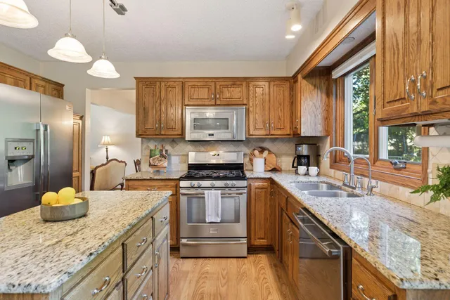 $569,900 | 8769 Jewel Avenue South, Cottage Grove, MN 55016