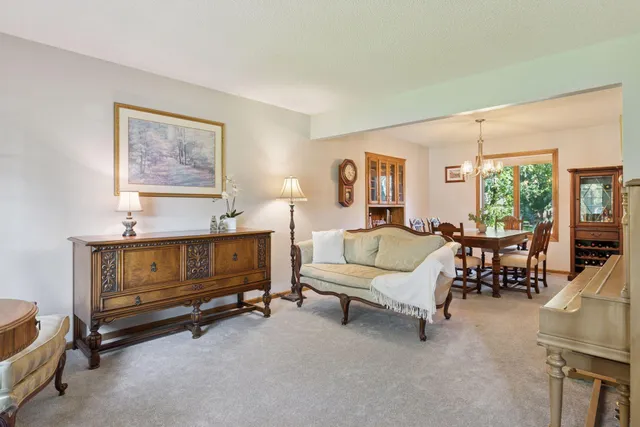 $569,900 | 8769 Jewel Avenue South, Cottage Grove, MN 55016