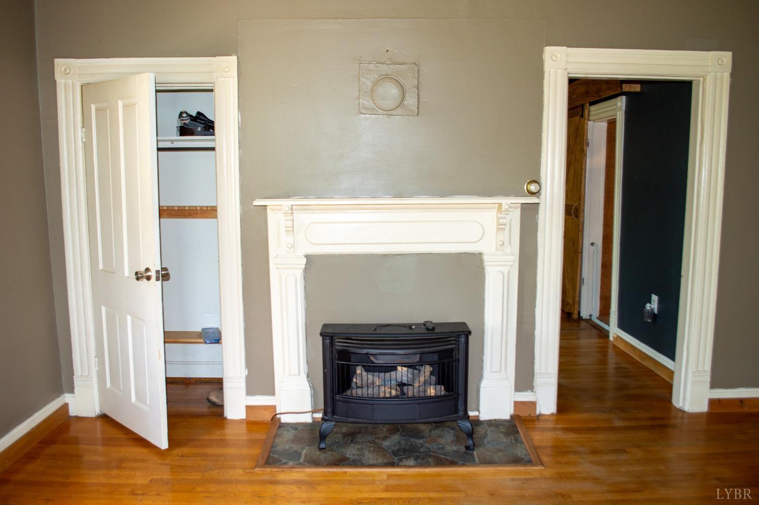 3129 Derby Road Gretna, VA 24557 - Photo 8 of 32