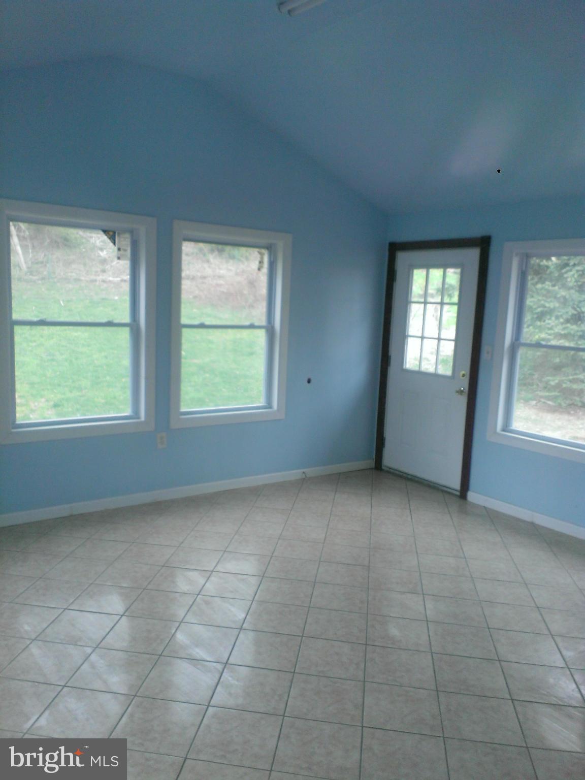 30 Lastgate Road Owings Mills, MD 21117 - Photo 12 of 18 Family Room