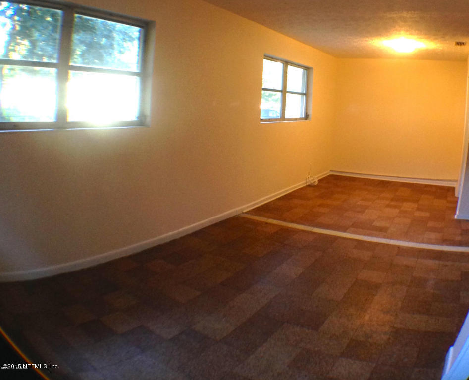 1868 Leon Road Jacksonville, FL 32246 - Photo 15 of 22 20141006153051695548000000-o