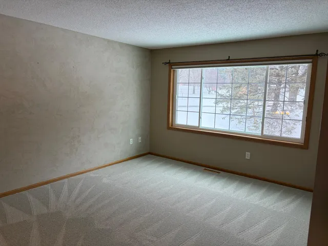 $295,000 | 12800 Eastview Curve, Apple Valley, MN 55124