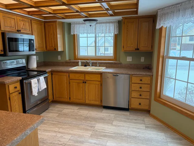 $295,000 | 12800 Eastview Curve, Apple Valley, MN 55124