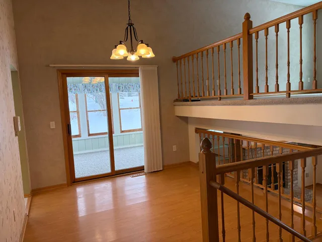 $295,000 | 12800 Eastview Curve, Apple Valley, MN 55124