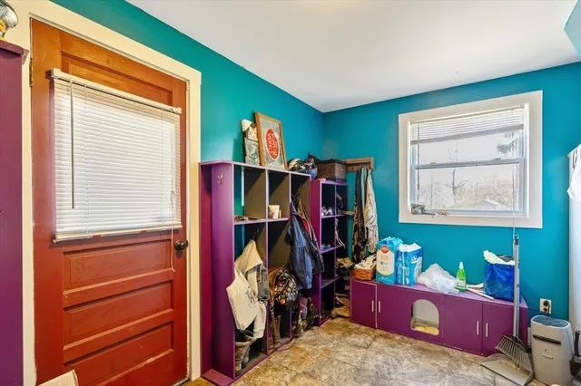 $325,000 | 25 Diamond Street, St. Albans, VT 05478