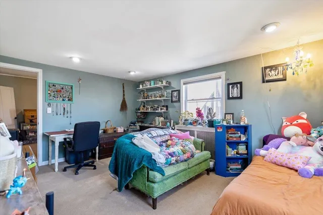 $325,000 | 25 Diamond Street, St. Albans, VT 05478