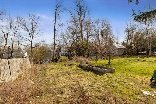 $325,000 | 25 Diamond Street, St. Albans, VT 05478