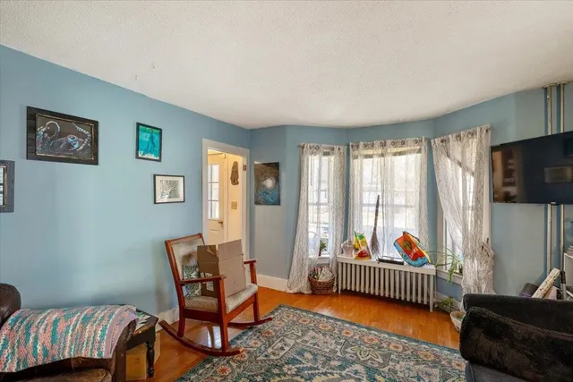 $325,000 | 25 Diamond Street, St. Albans, VT 05478