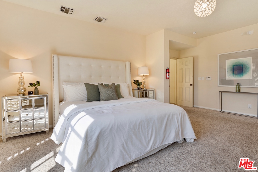 2249 Canyonback Road Los Angeles, CA 90049 - Photo 26 of 52