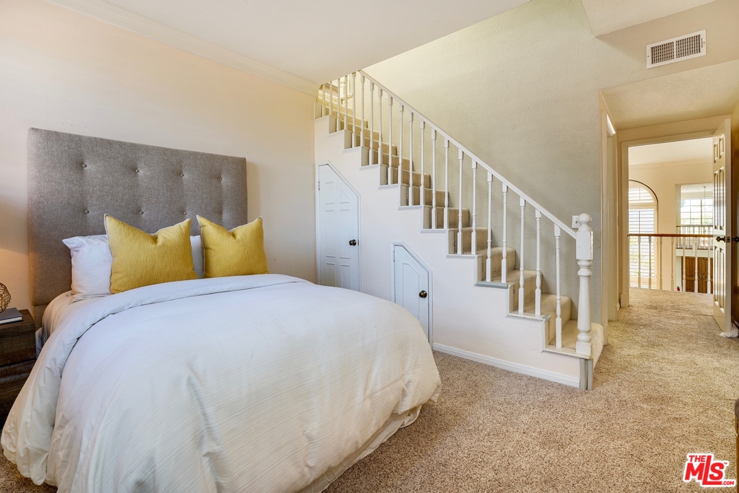 2249 Canyonback Road Los Angeles, CA 90049 - Photo 34 of 52