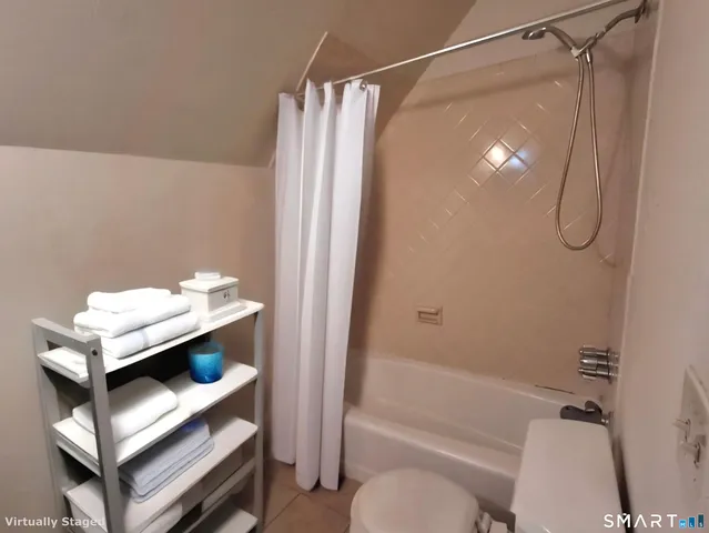 $1,200 | 1115 Norman Street, Bridgeport, CT 06604