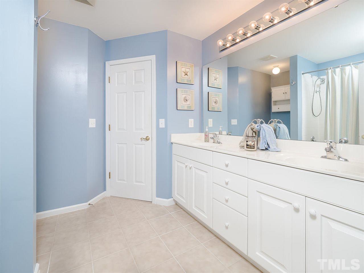 707 Swan Neck Lane Raleigh, NC 27615 - Photo 22 of 25 Gallery Image 22