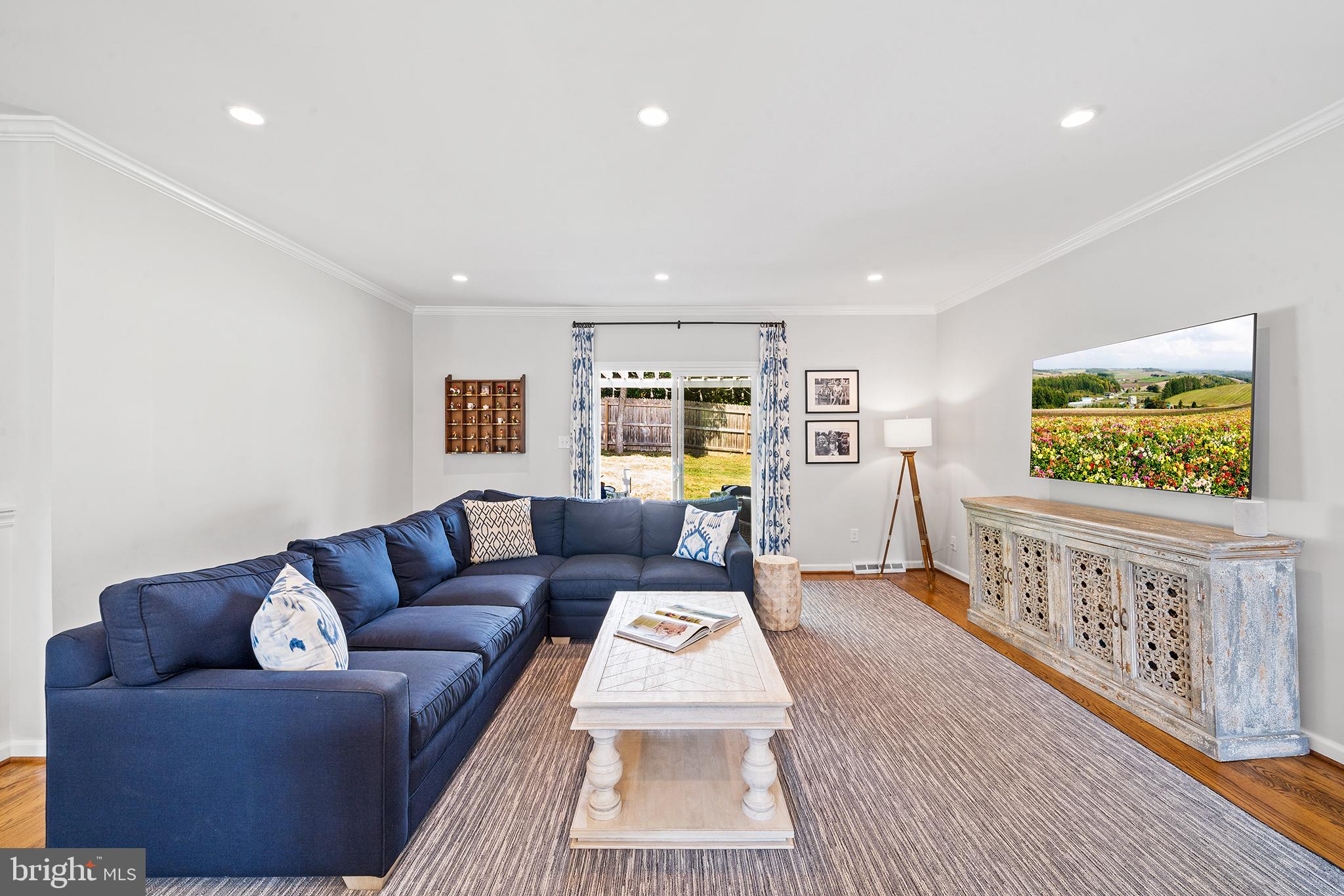 301 Orchard Way Wayne, PA 19087 - Photo 11 of 48 Living Room
