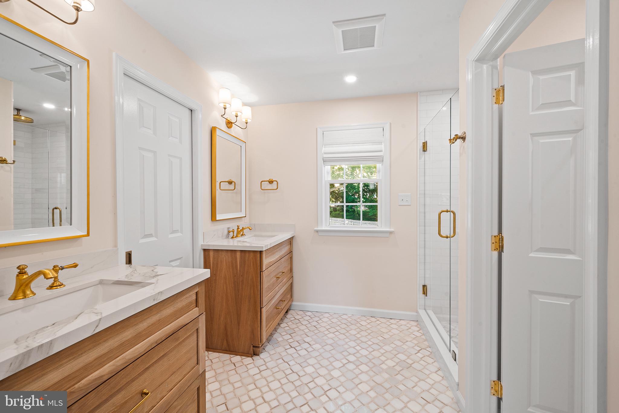 301 Orchard Way Wayne, PA 19087 - Photo 21 of 48 Newly Renovated Primary Bath