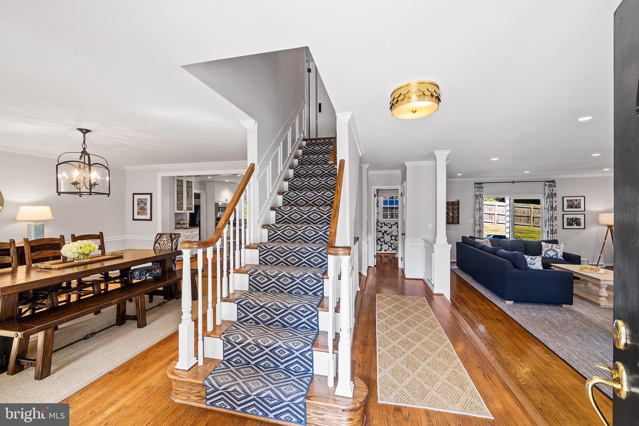 301 Orchard Way Wayne, PA 19087 - Photo 5 of 48 Front Foyer