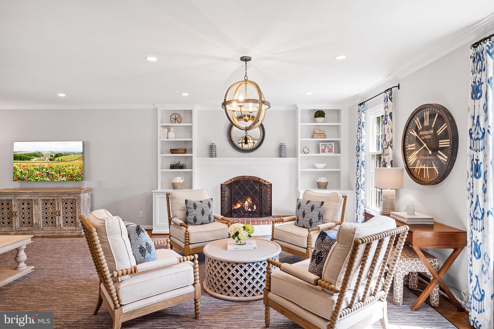 301 Orchard Way Wayne, PA 19087 - Photo 8 of 48 Living Room
