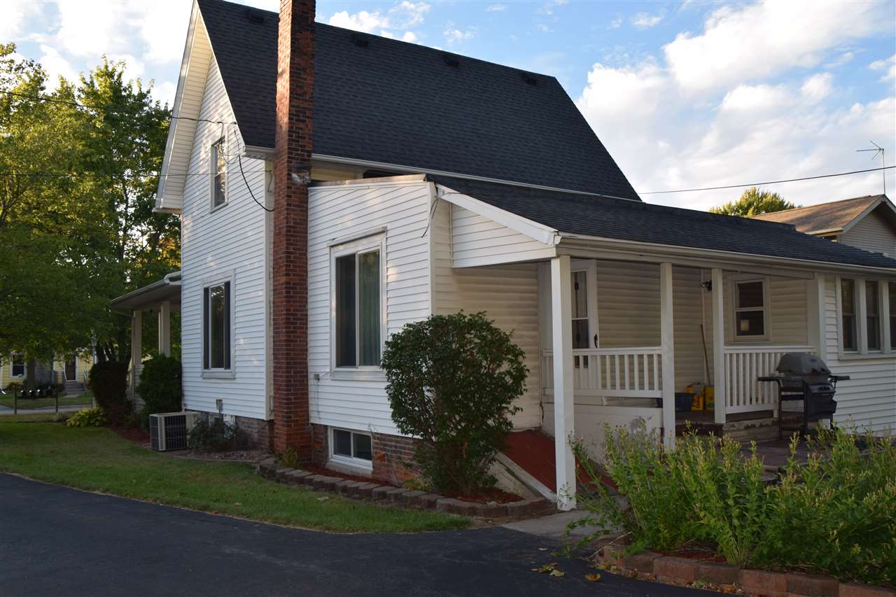 550 North Wayne Street Waterloo, IN 46793 - Photo 2 of 24 Gallery Image 2