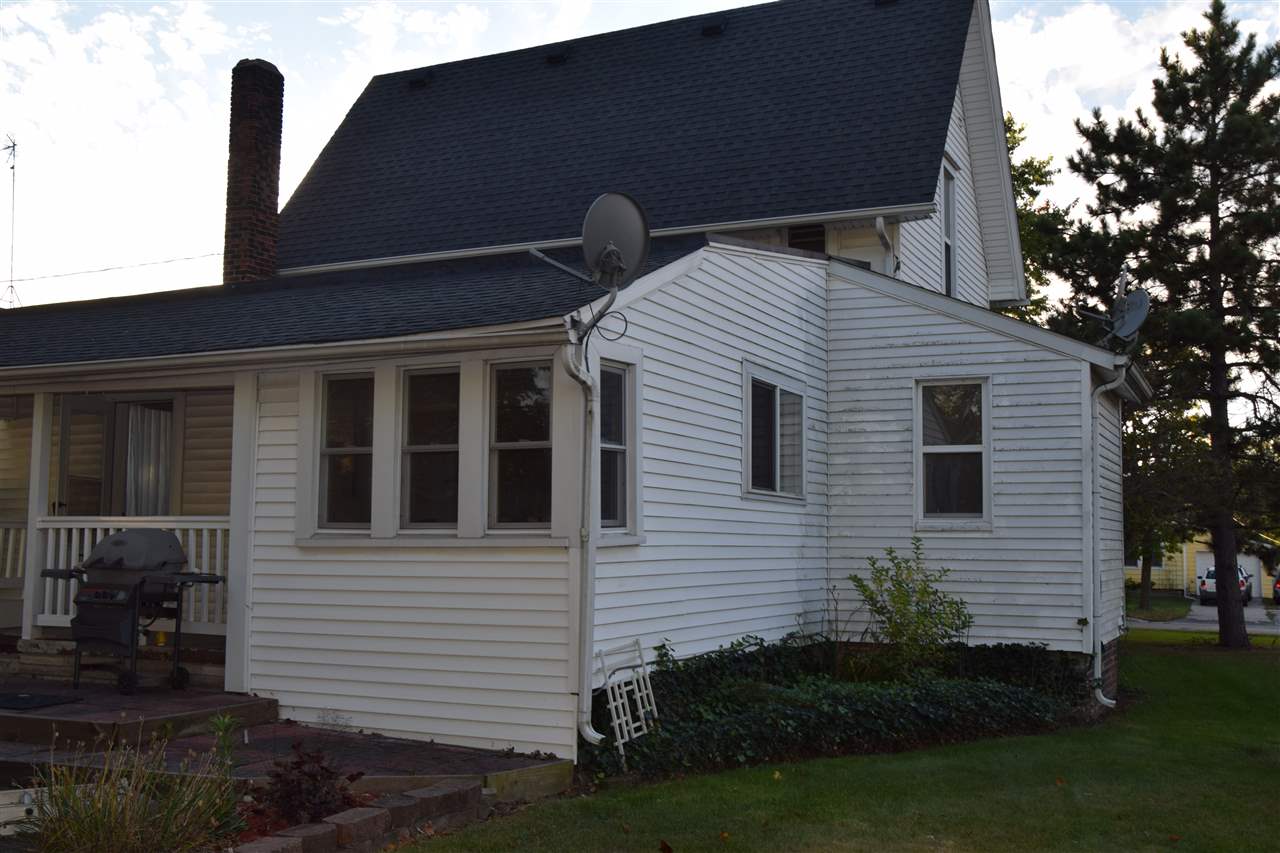 550 North Wayne Street Waterloo, IN 46793 - Photo 3 of 24 Gallery Image 3