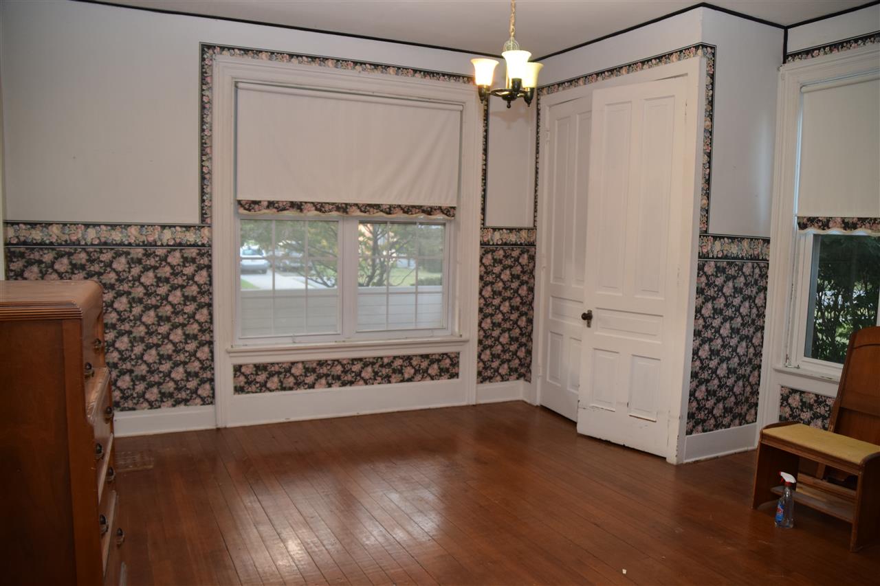 550 North Wayne Street Waterloo, IN 46793 - Photo 6 of 24 Gallery Image 6