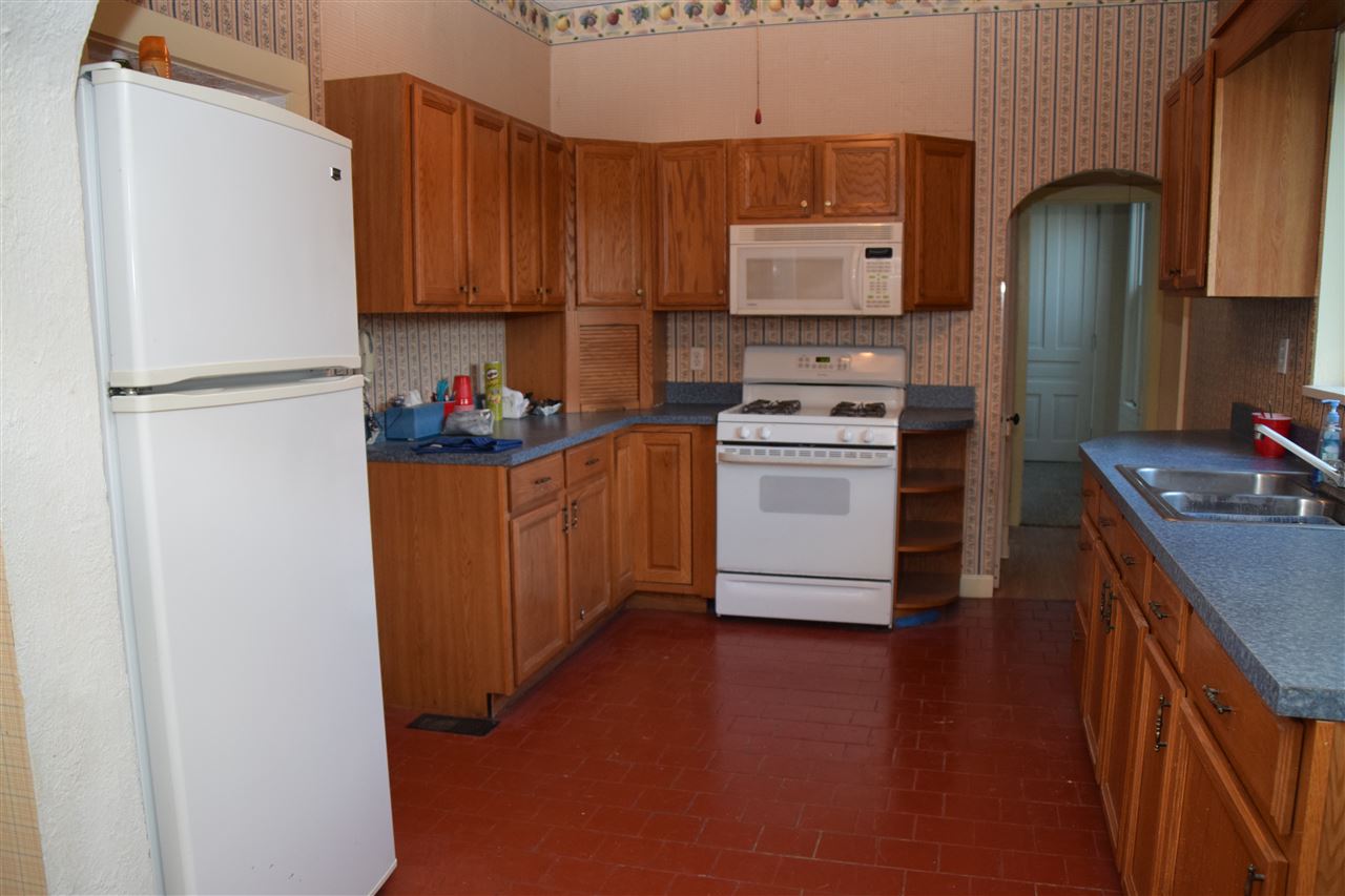 550 North Wayne Street Waterloo, IN 46793 - Photo 8 of 24 Gallery Image 8