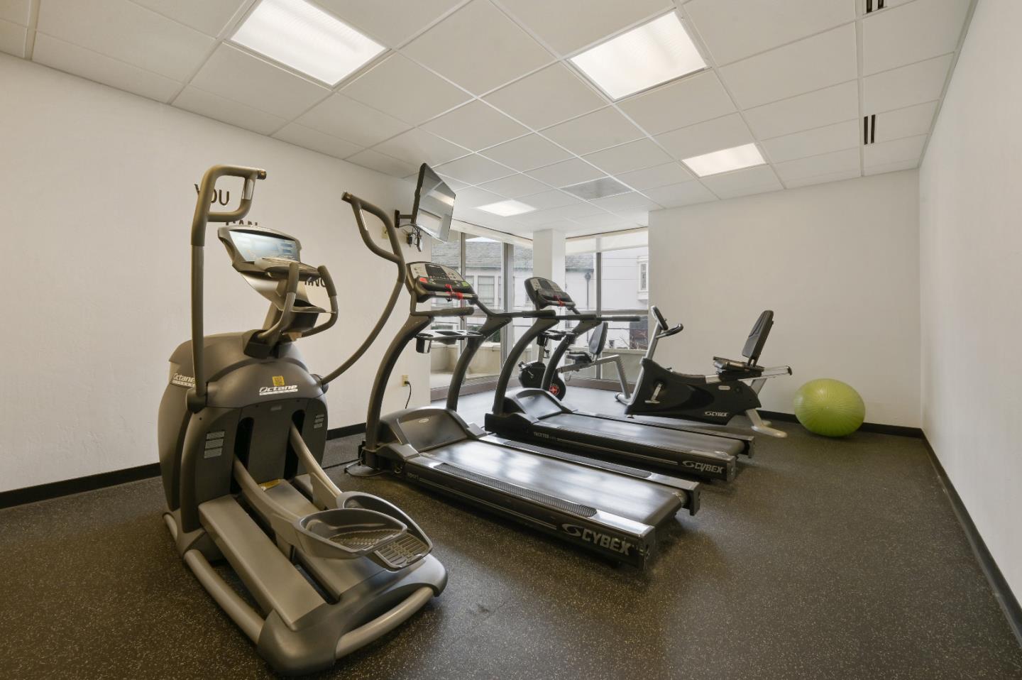 110 Park Road, Unit 502 Burlingame, CA 94010 - Photo 38 of 43 a room with gym equipment