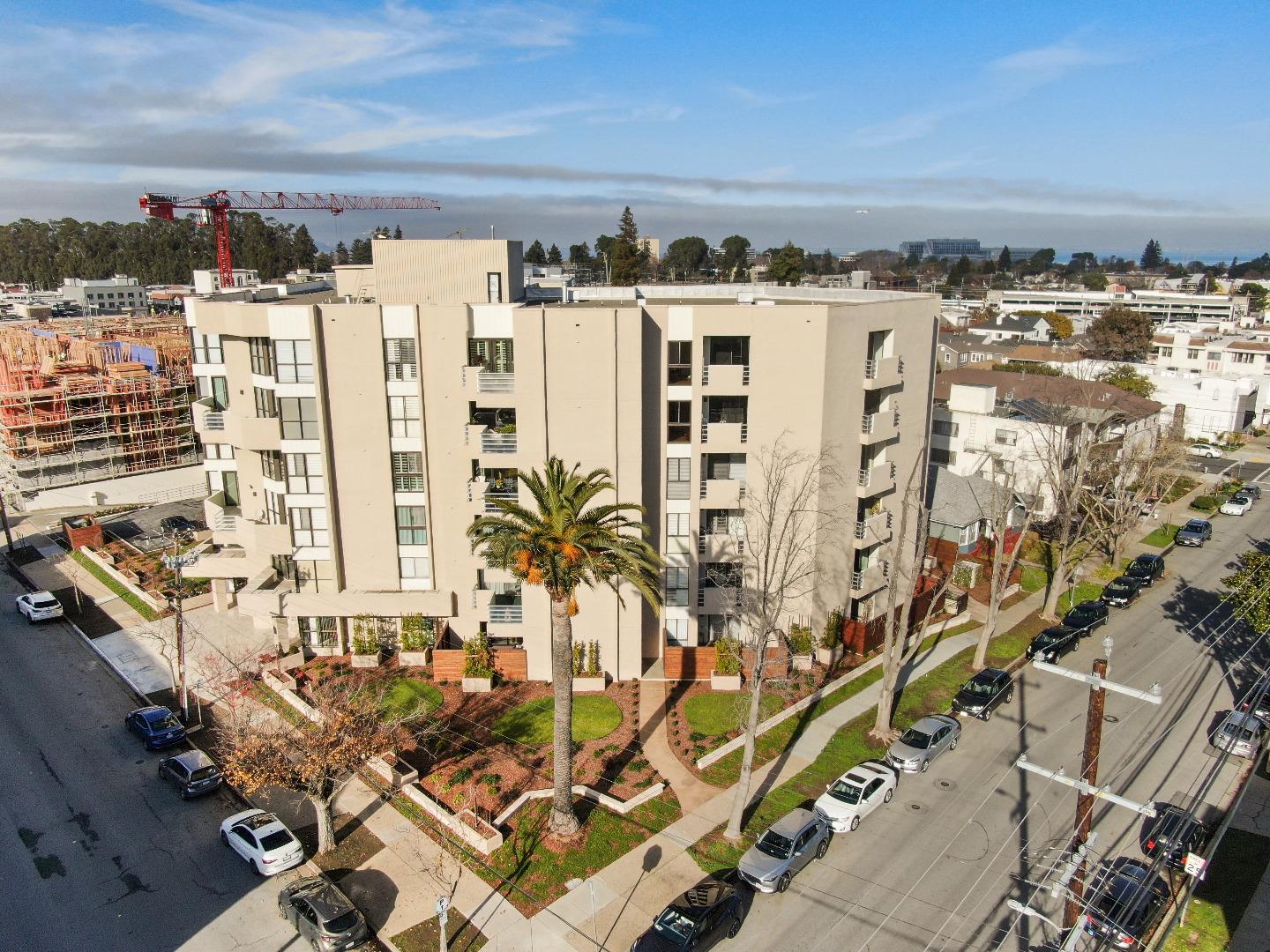 110 Park Road, Unit 502 Burlingame, CA 94010 - Photo 41 of 43 an aerial view of multiple house