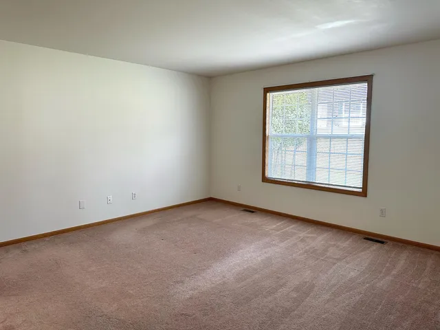 $2,000 | 482 Fox Lane, Walworth, WI 53184