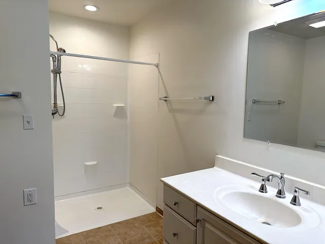 $2,000 | 482 Fox Lane, Walworth, WI 53184