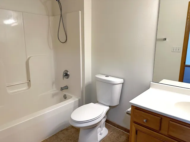 $2,000 | 482 Fox Lane, Walworth, WI 53184