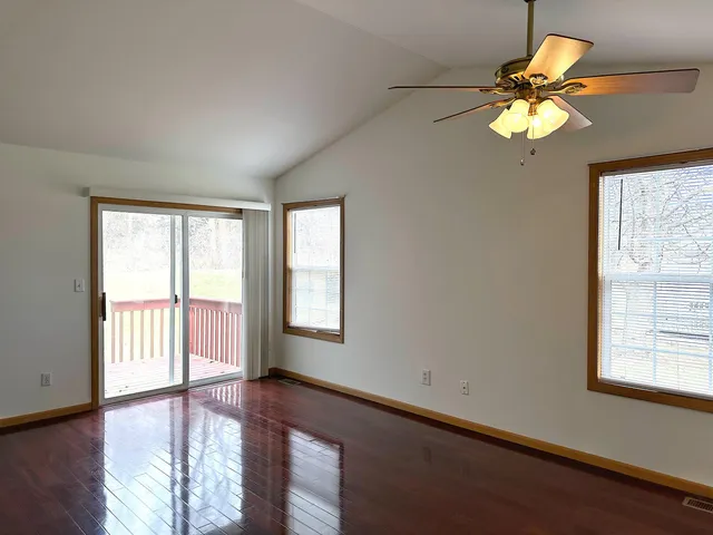 $2,000 | 482 Fox Lane, Walworth, WI 53184