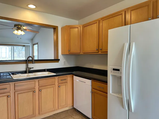 $2,000 | 482 Fox Lane, Walworth, WI 53184