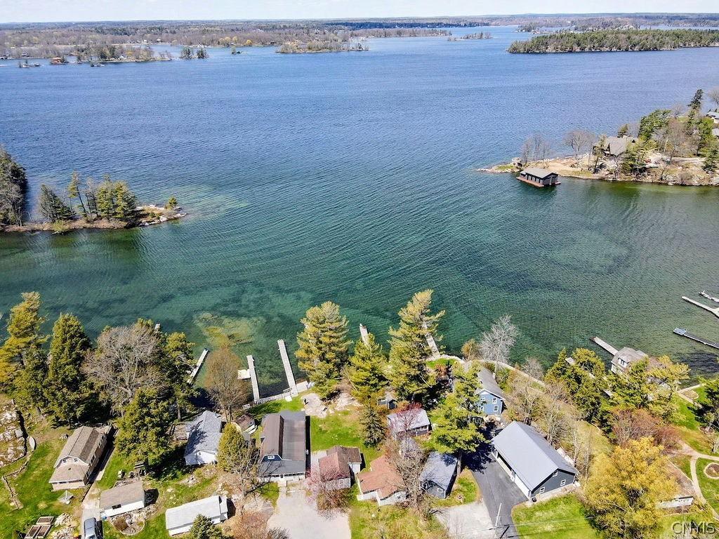 46931 Carnegie Bay Road Alexandria Bay, NY 13607 - Photo 5 of 50