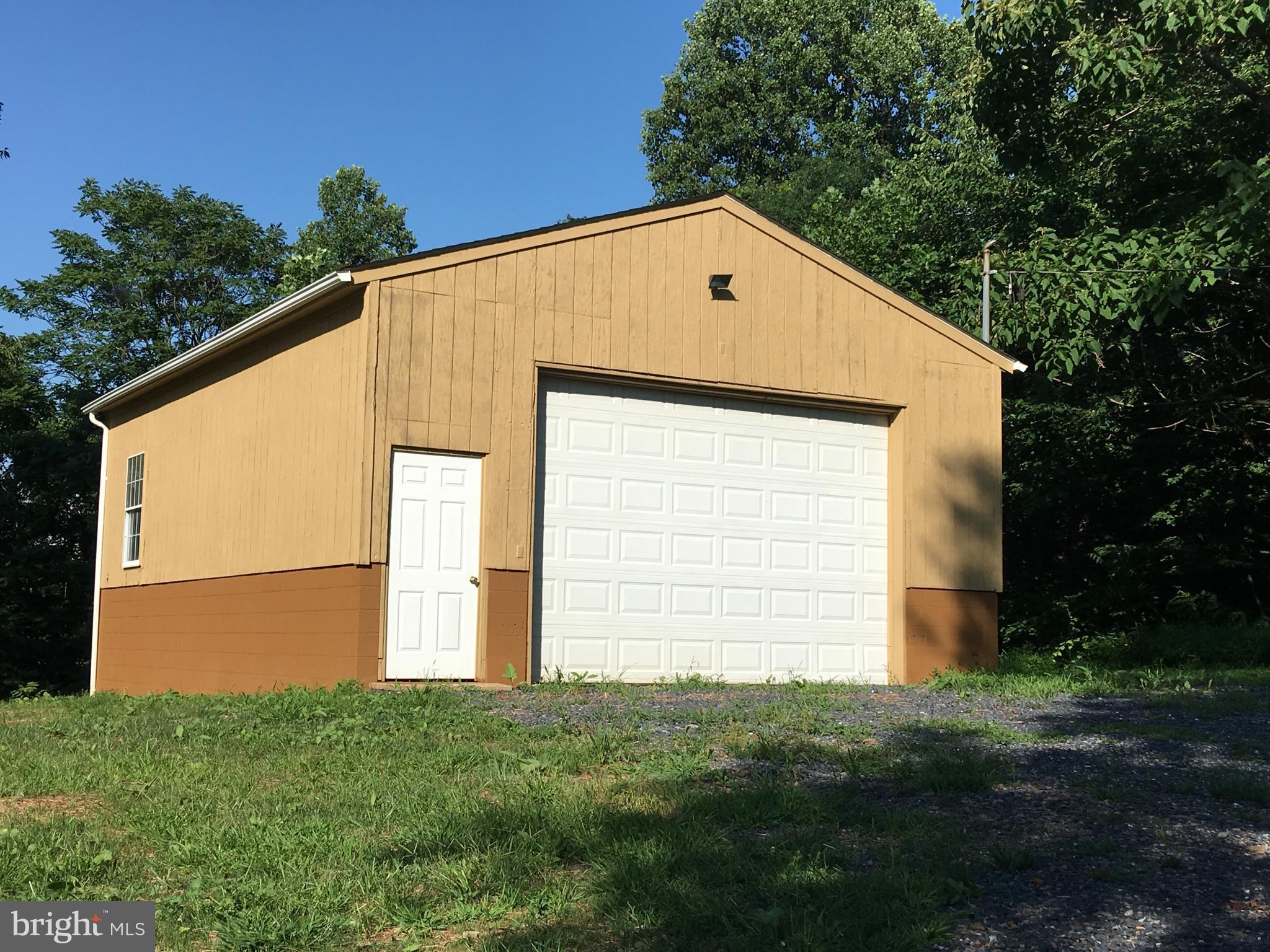 838 Highridge Road Front Royal, VA 22630 - Photo 7 of 46