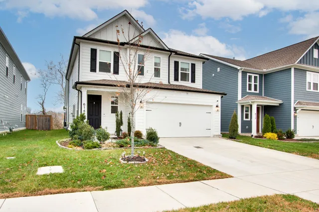$678,000 | 614 Conifer Dr Spring Hill, Thompson's Station, TN 37179
