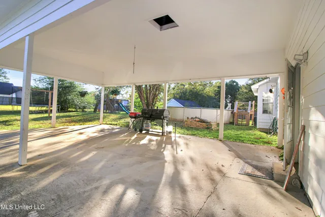 $329,000 | 18609 West Wortham Road, Saucier, MS 39574