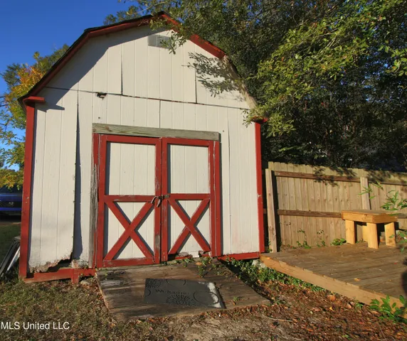 $329,000 | 18609 West Wortham Road, Saucier, MS 39574